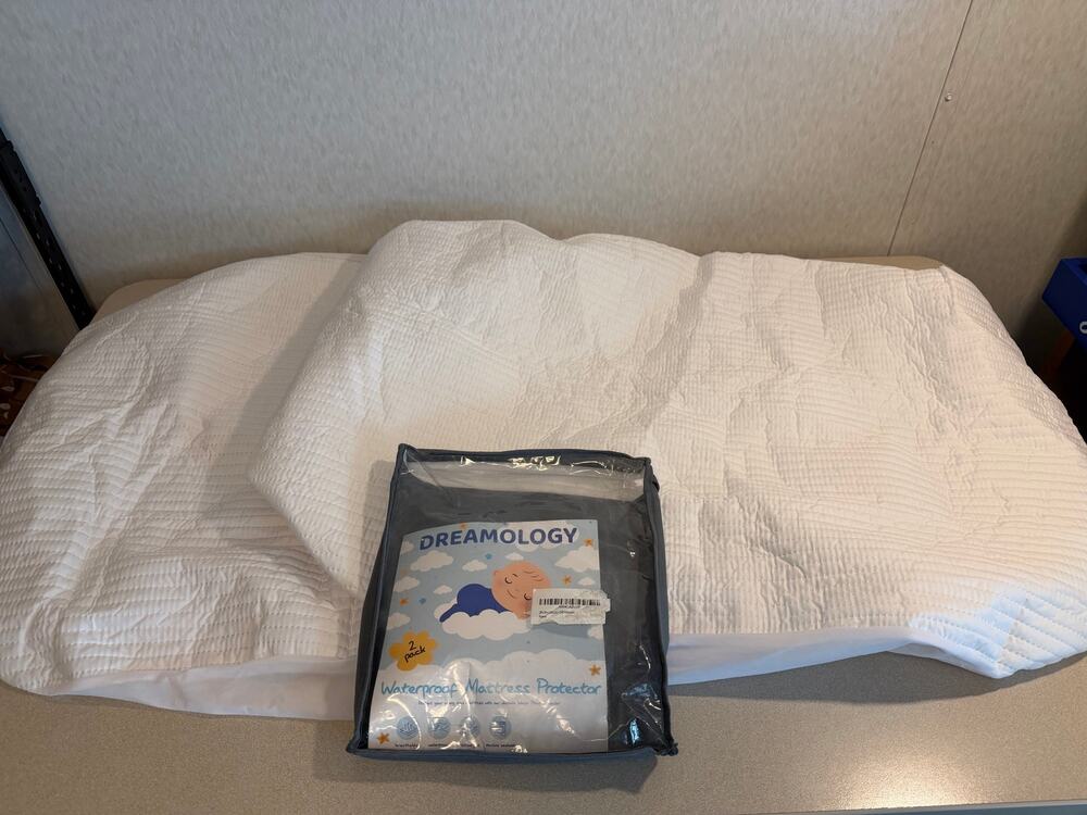 Dreamology Mini Crib Mattress Protector 2 Pack Waterproof Quilted 38 x 24 in